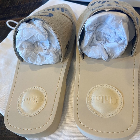 Chloe Slides - Picture 6 of 10